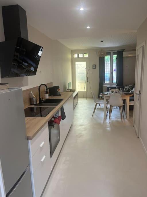 Maison Mirabeau อาร์ลส์ ภายนอก รูปภาพ