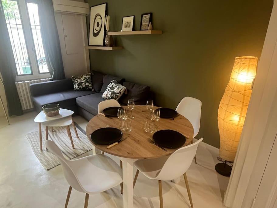 Maison Mirabeau อาร์ลส์ ภายนอก รูปภาพ